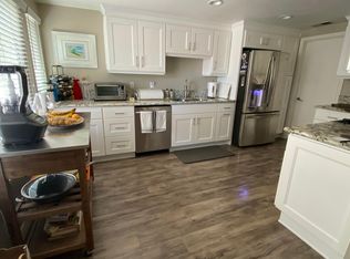 1043 Windmill Ln, Oak Park, CA 91377