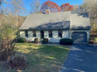 7 Sandy Way, Mashpee, MA 02649