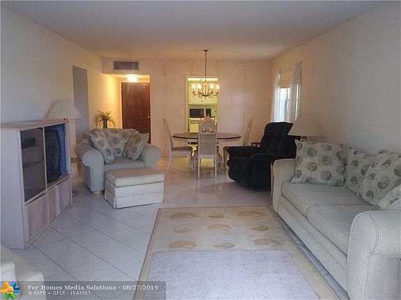 4th image of 3301 Spanish Moss Ter APT 212