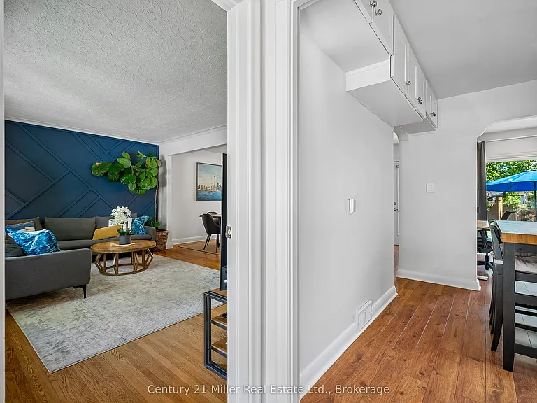 1583 Blanefield Rd — Photo 3
