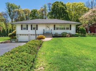 8 La Malfa Rd, Randolph, NJ 07869