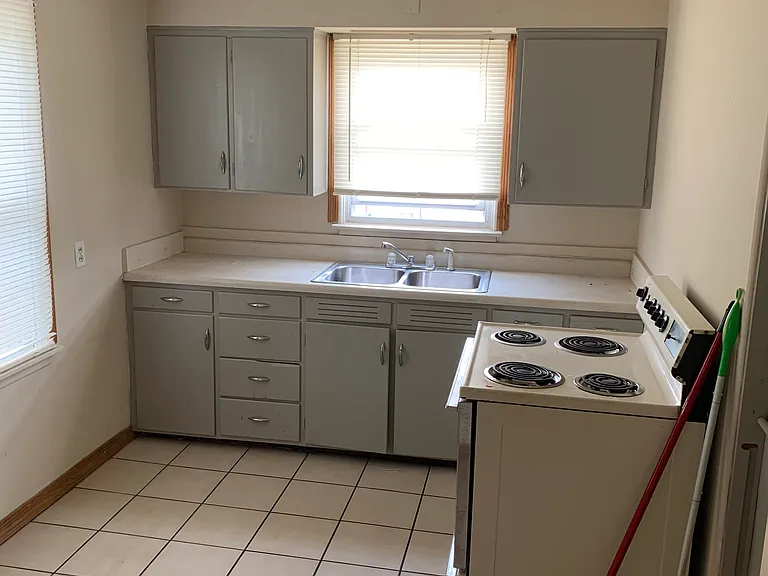 404 E Mulberry St #2 — Photo 5