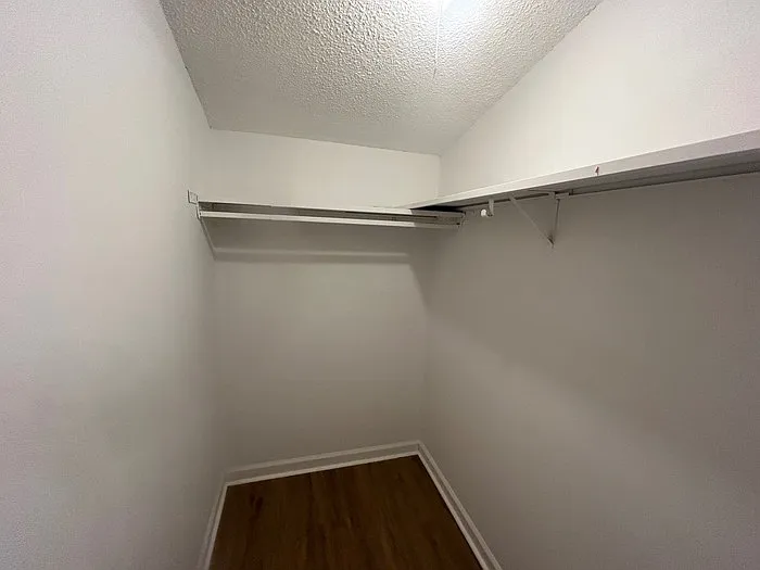 940 Glenn St #703 — Photo 17