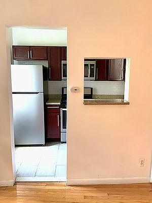 5th image of 225 De Kalb Ave #2