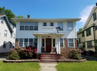 17440 Shaw Ave, Lakewood, OH 44107