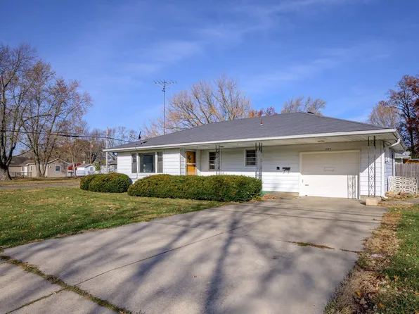 1604 W Cowing Dr, Muncie, IN 47304