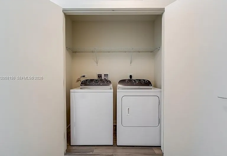 999 SW 1st Ave #2708 — Photo 9