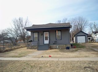 205 Cement St, Independence, KS 67301