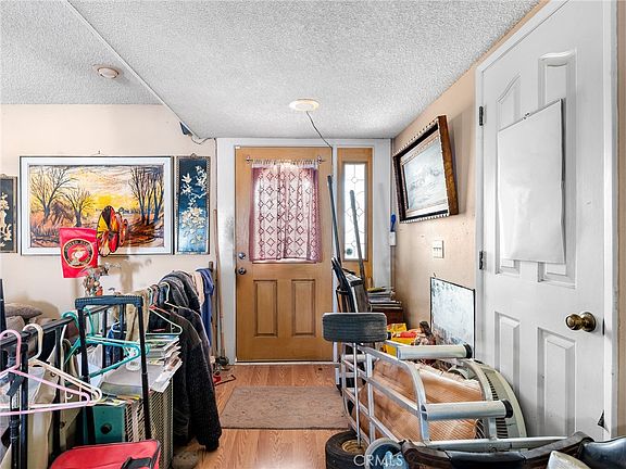 3rd image of 20865 Tonawanda Rd