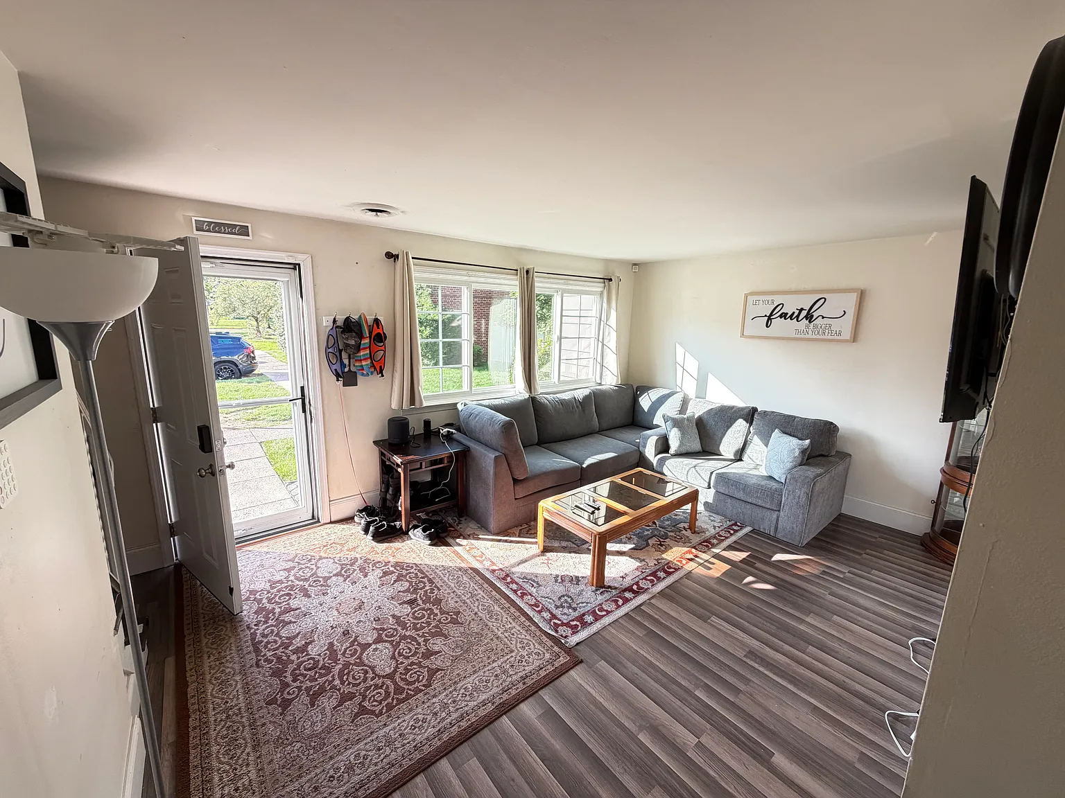 2 bed, 1420 sqft, $2,100 — Photo 3