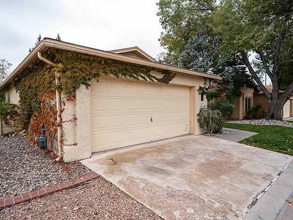 3rd image of 10408 Griffith Park Dr NE
