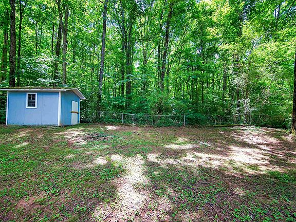 3rd image of 7823 Happy Hollow Rd