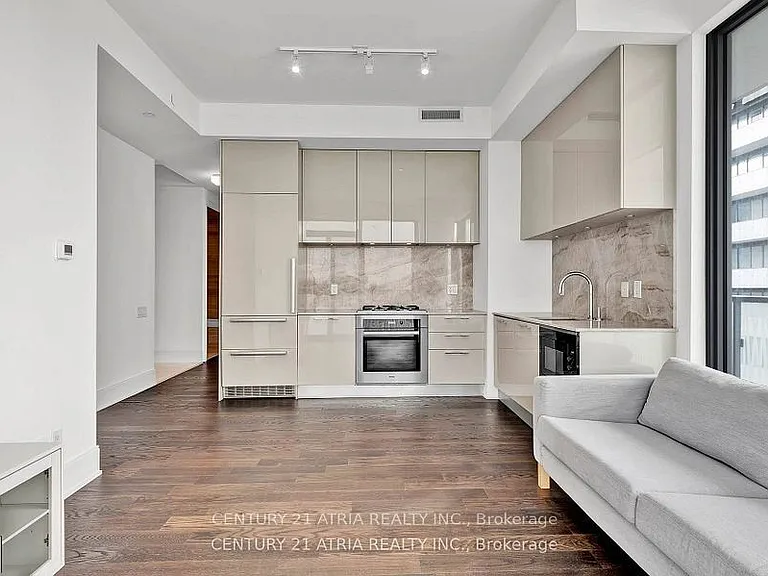 50 Charles St E #4906 — Photo 29