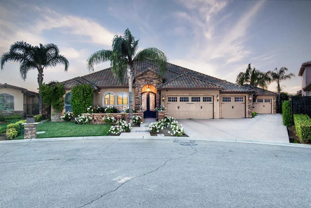 10935 E Egret Point photo 1
