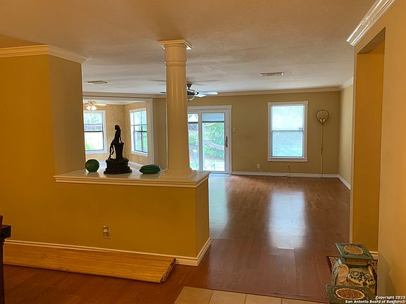 2nd image of 13922 Edge Point Dr