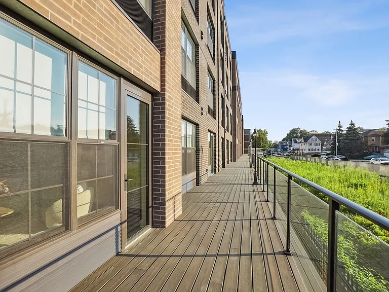 Cortlandt Terrace — Photo 12