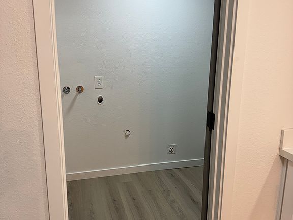 2nd image of 14102 9th Avenue Ct E