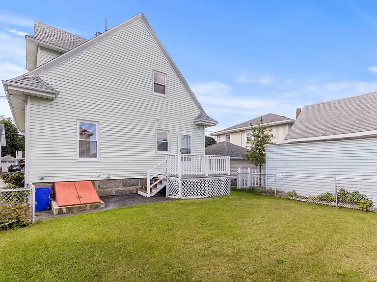 160 Marlboro St — Photo 25