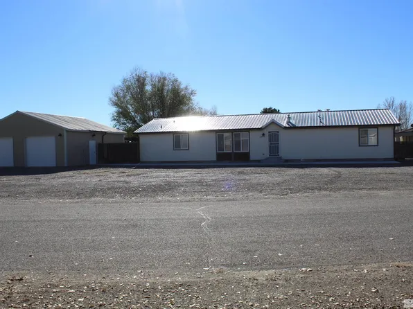 4350 Comstock Dr, Winnemucca, NV 89445