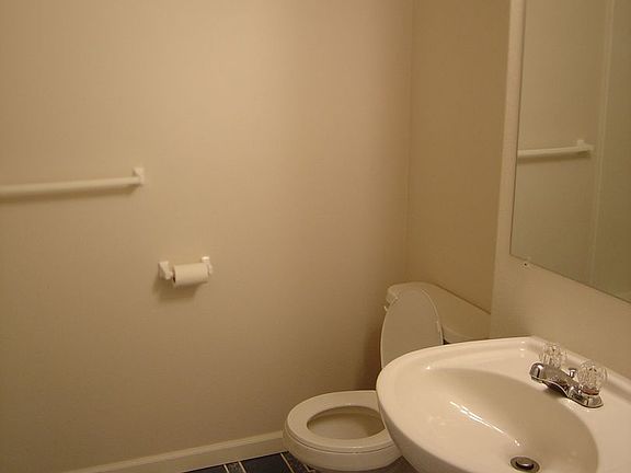5th image of 1016-1018 Quail Glenn Dr #1016