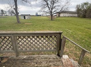817 W Old Route 66 #B, Strafford, MO 65757