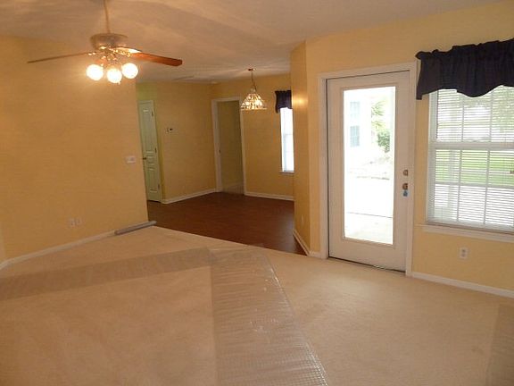 5th image of 124 Dalton Cody Dr