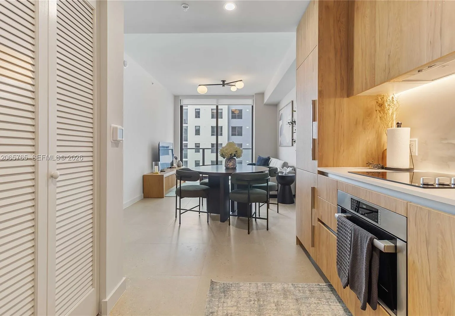 1 bed, 630 sqft, $3,500 — Photo 4