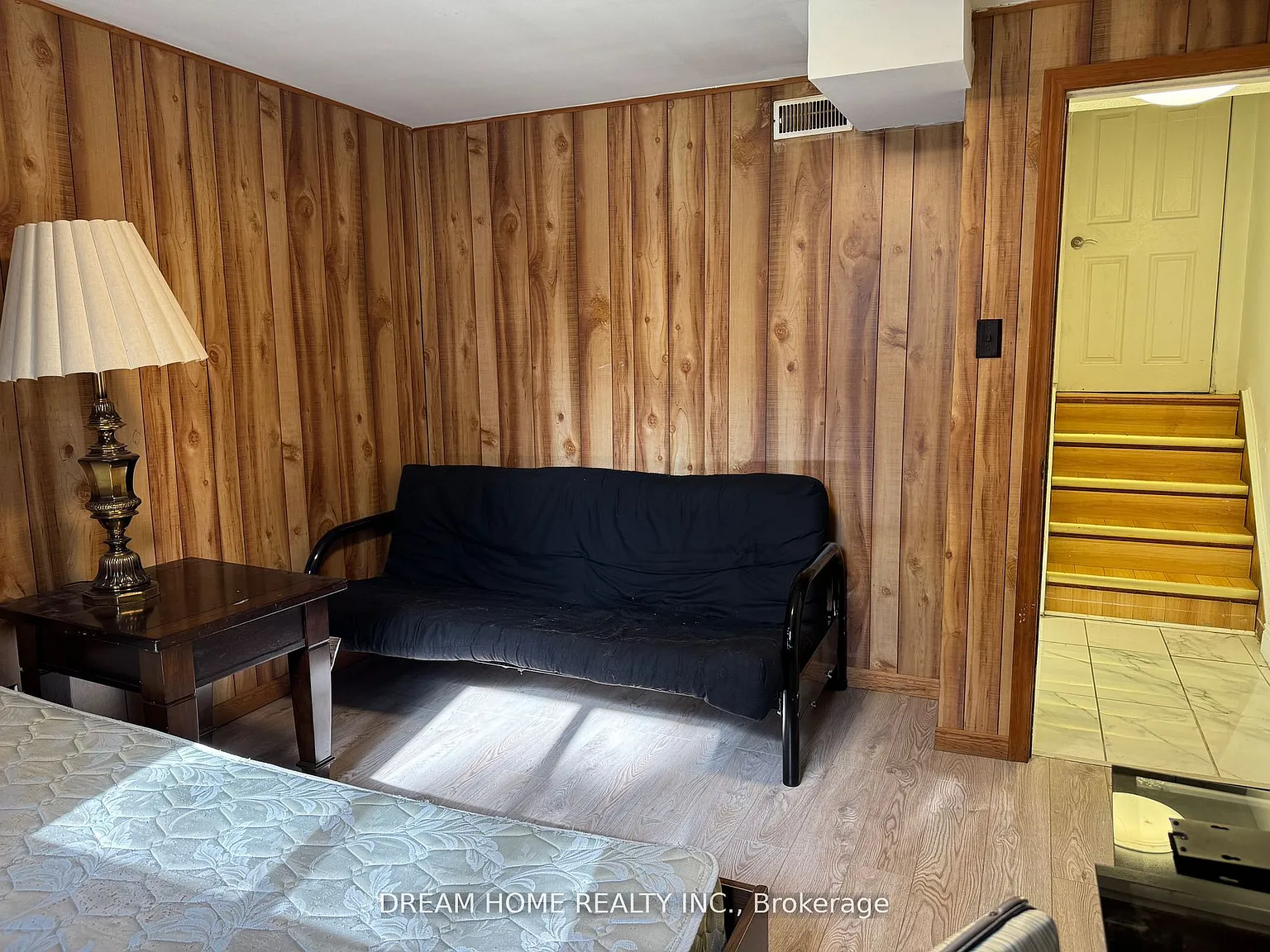 1 bed, $1,000 — Photo 2
