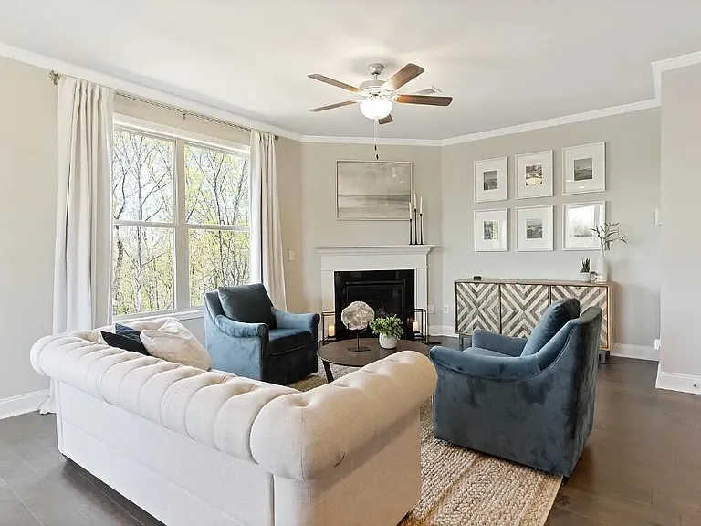 1905 Manor Pointe Dr — Photo 9