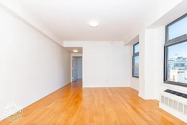 Rented by MySpaceNYC | media 22