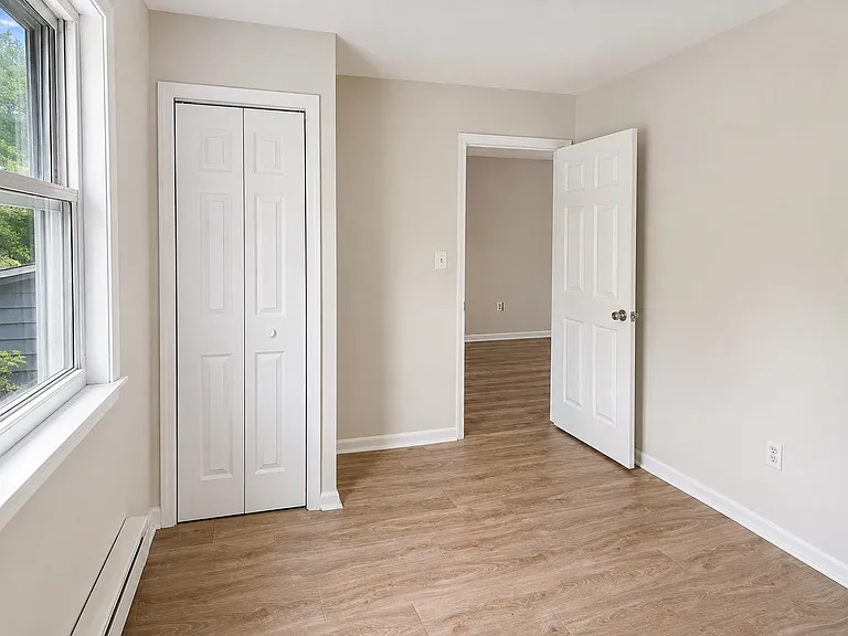 920 Broadway #2R — Photo 6