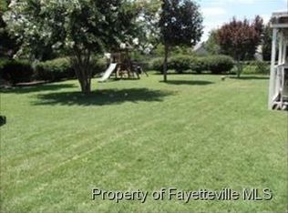 106 Finch Rd, Fayetteville, NC 28306