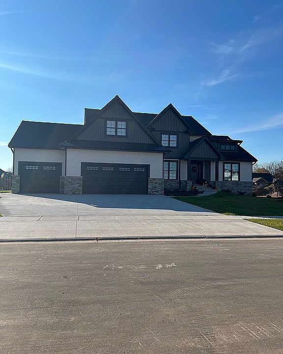 1st image of 4891 Prairie School Dr