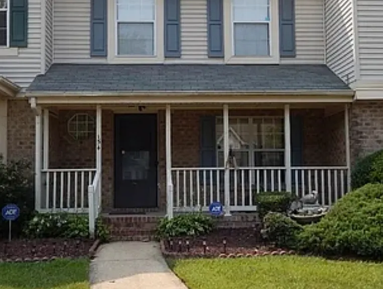 154 Corwin Cir — Photo 1