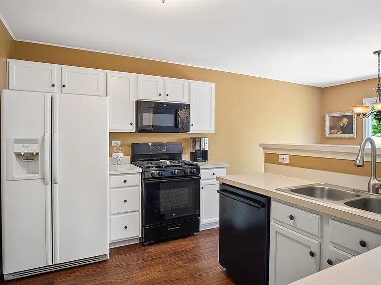 2947 Caldwell Ln — Photo 8