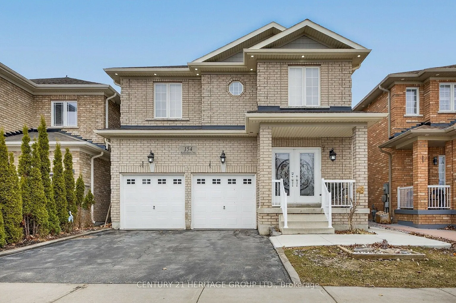 154 Richardson Cres photo 1