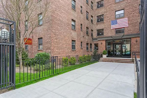 1st image of 3411 93rd St APT 2E
