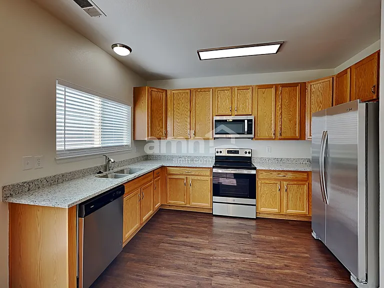 19506 E Bellisario Creek Dr — Photo 3