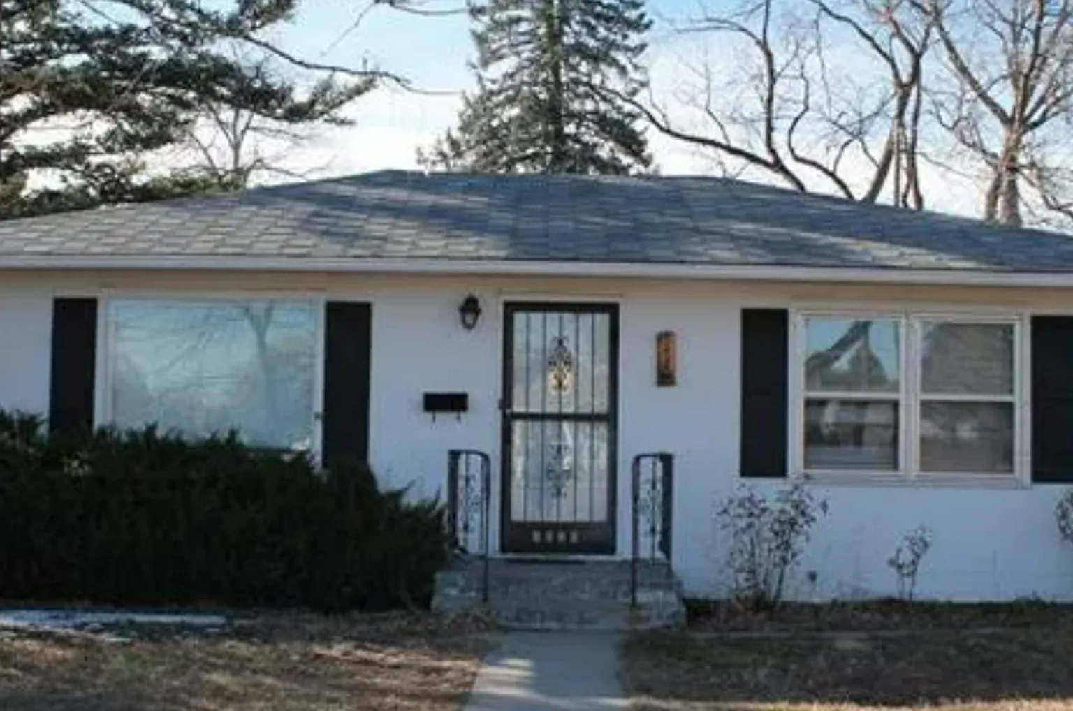 Old North End Bungalow — Photo 1