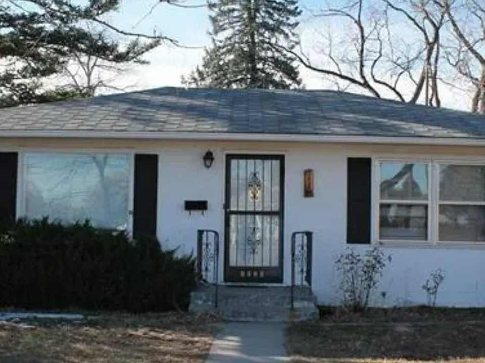 2020 N Weber St