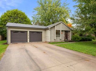 1416 Shreve Ln, Neenah, WI 54956