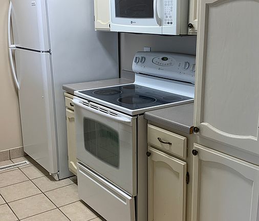 4th image of 1802 Orchard Ln