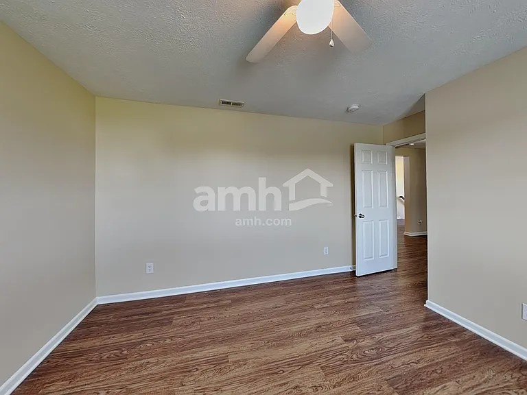 8193 Tasman Dr — Photo 22