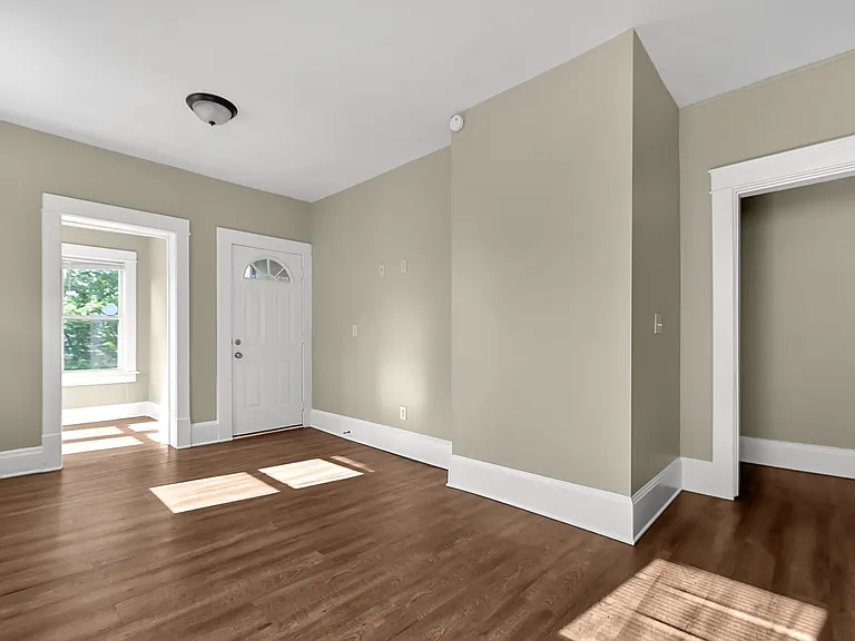 345 Chittenden Ave #D — Photo 3