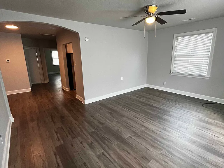 99 Harris Rd #3 — Photo 3