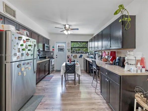 740 NW 135th St, North Miami, FL 33168