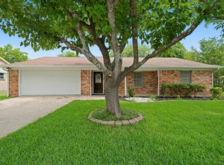 504 Glenleigh Dr, Hewitt, TX 76643