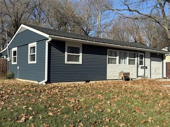 6012 N Flora Ave, Kansas City, MO 64118