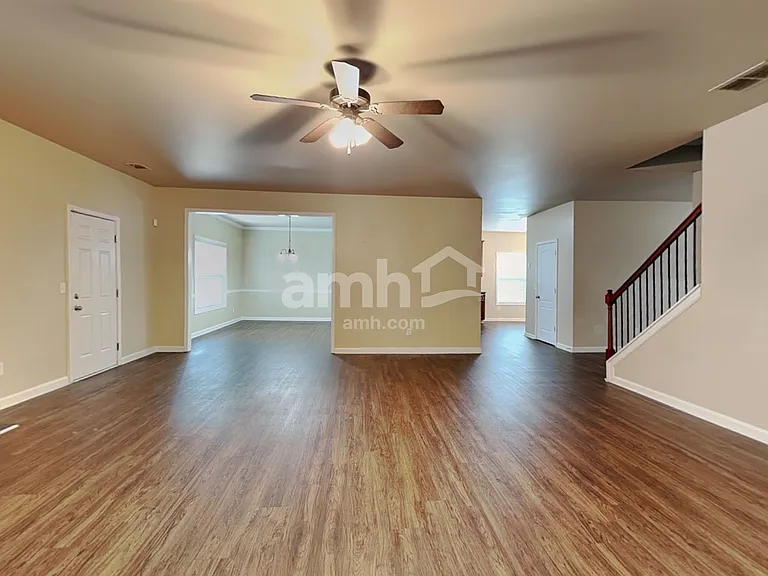 148 Crescent Woode Dr — Photo 7