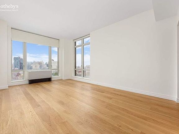 4th image of 401 E 60th St APT 25D